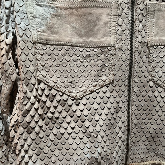 NWOT RIDICULOUS LEATHER JACKET…(JAKETT IS COMPANY) ONE OF A KIND!😍 ITS SO COOL🔥 - Picture 2 of 14